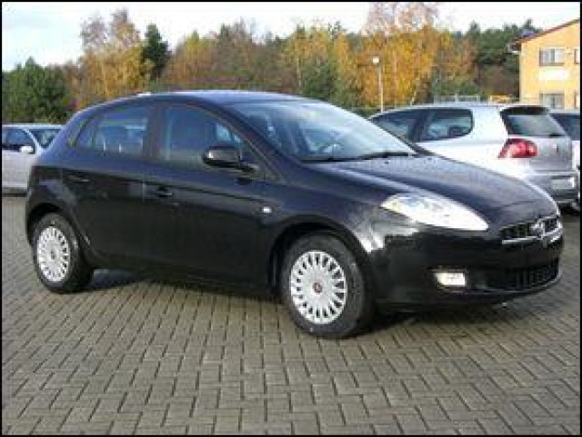 384020 Fiat Bravo 1.4i 90 PS Dynamic 5-Türig - Autos nach Marken - Gera