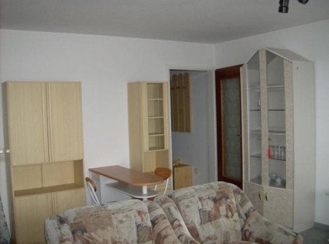 Schöne ein Raum-Wohnung in ruhiger Lage -- Komplett möbliert -- - Vermietungen - Linkenheim-Hochstetten (Karlsruhe)