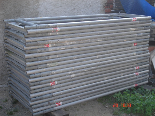 Gebrauchtes Gerüst Hünnebeck Bosta 70 - Handwerk Hausbau Garten - Markranstädt