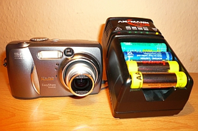 Digitalkamera Kodak EasyShare DX4530 und sehr viel Zubehör - Foto Film Cam Optik - Berlin