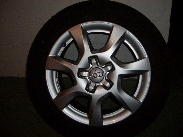 Audi A3, 8P,4 Dunlop Sommer-Alu-Kompletträder,205/55R16 91V - Autos nach Marken - Bargteheide
