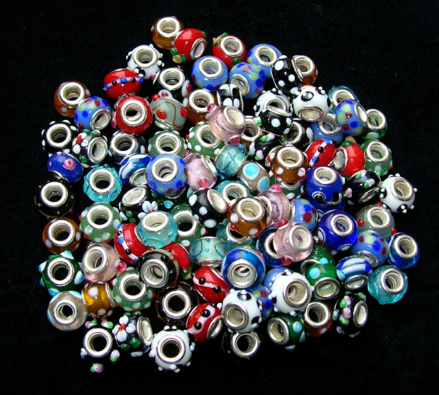 25 wünderschöne Lampwork Beads passend für Pandora - Kleidung Schmuck Accessoires - Kiel