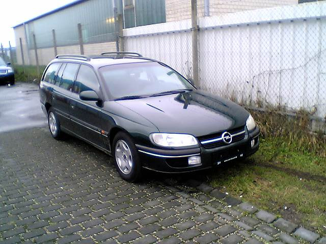 Opel Omega B Caravan MV6 - Autos nach Marken - Heide