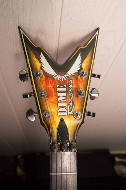 Dean Razorback Explosion E-Gitarre - Musik - Fensterbach