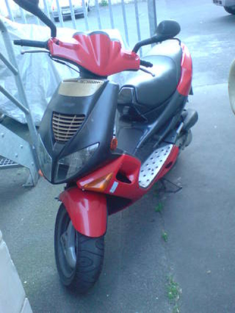 Peugeot Speedfight 100 - Motorraeder und Teile nach Marken - offenbach