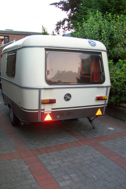 Wohnwagen Hymer - Eriba Hubdach 750 Kg Gesamtgewicht - Camping - Wiefelstede