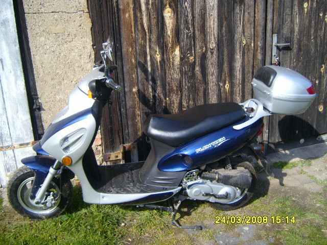 MOTOROLLER  FLEX TECH- HURRICANE X2 50CCM - Autos nach Marken - Bernhardystraße 55