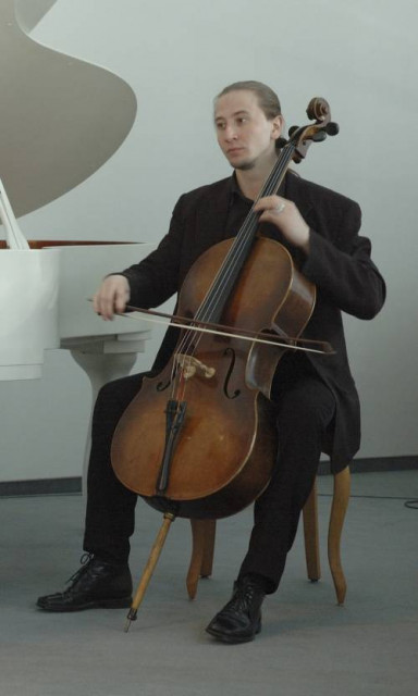 Musikunterricht: Cello, Keyboard, Ukulele, Gitarren, Musiktheorie, Komposition.. - Lernen Lehren Lesen - Wuppertal