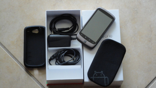 HTC Google Nexus One & Autohalterung - Telekommunikation - eggebek