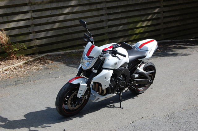 2008 YAMAHA FZ1 - Motorraeder und Teile nach Marken - Dortmund