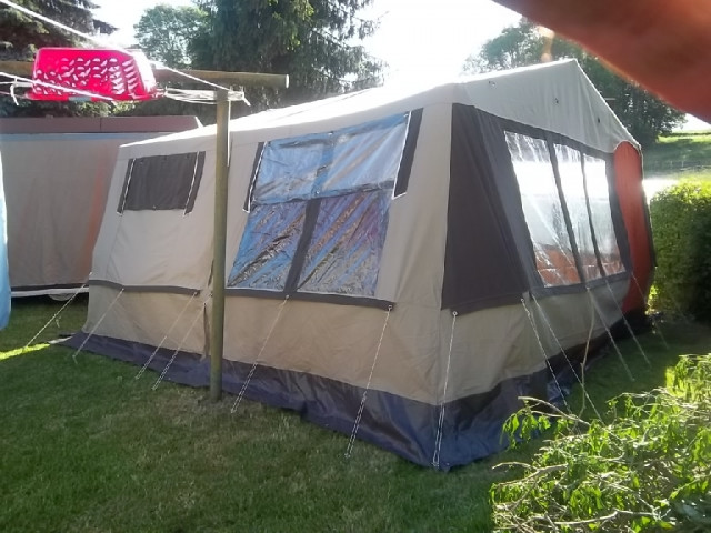 Verkaufe nagelneuen Camptourist CT 8 mit Vorzelt und Schlafkabine - Camping - Linda
