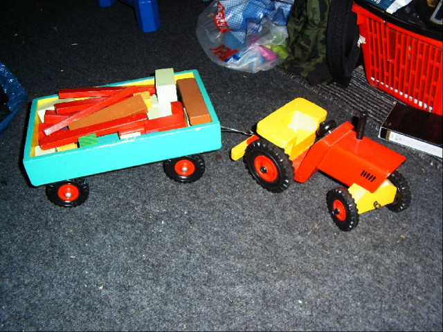 Große Holzspiel Autos noch aus der DDR - Baby und Kind - Parchim