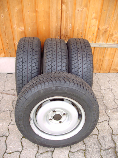 Winterreifen Firestone 570, 175 / 70 R13 82T - Autos nach Marken - Pottenstein