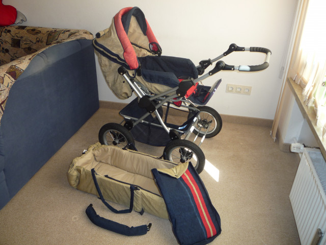  Knorr  - Kinderwagen mit Tragetasche - Baby und Kind - München
