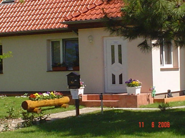 Ferien in MeckPom an der Kleinseenplatte - Ferienwohnung Haus - Roggentin / OT Leussow