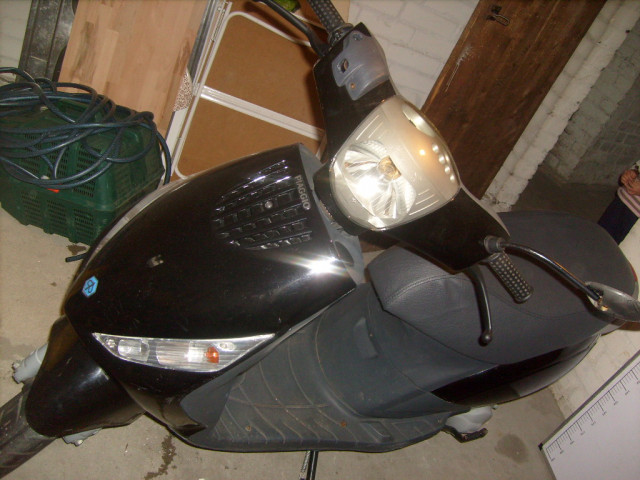 PIAGGO ZIP 2 BJ:2003 - Motorraeder und Teile nach Marken - hamburg