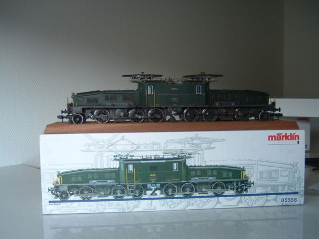 Märklin 5556 Krokodil grün (85556) gealterte Version - Modellbau - Krefeld 119301 477.. D