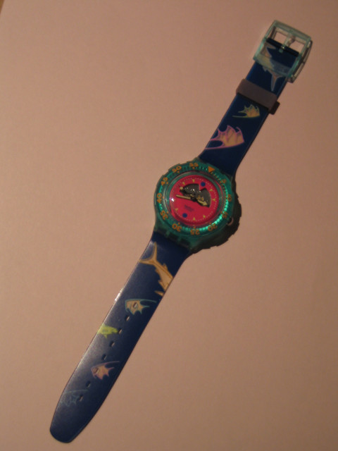 Swatch  SCUBA 200 (Happy Fish?) - Kleidung Schmuck Accessoires - Wentorf