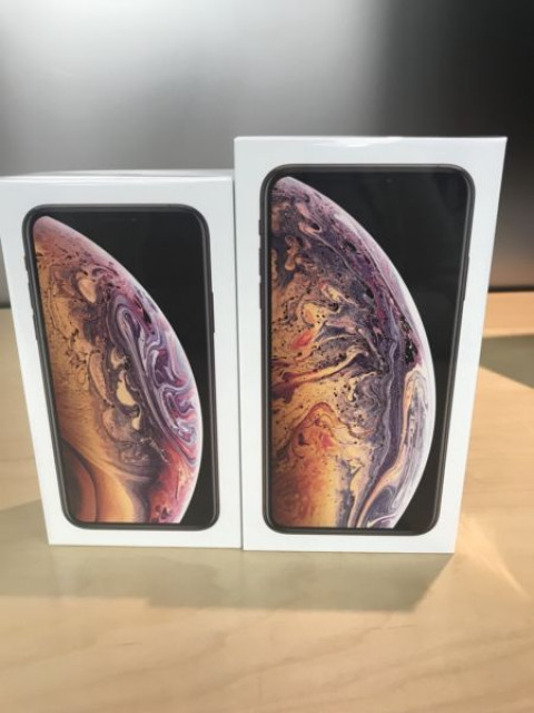 IPhone XS 610EUR iPhone XS Max 700EUR iPhone X 430EUR - Telekommunikation - berlin