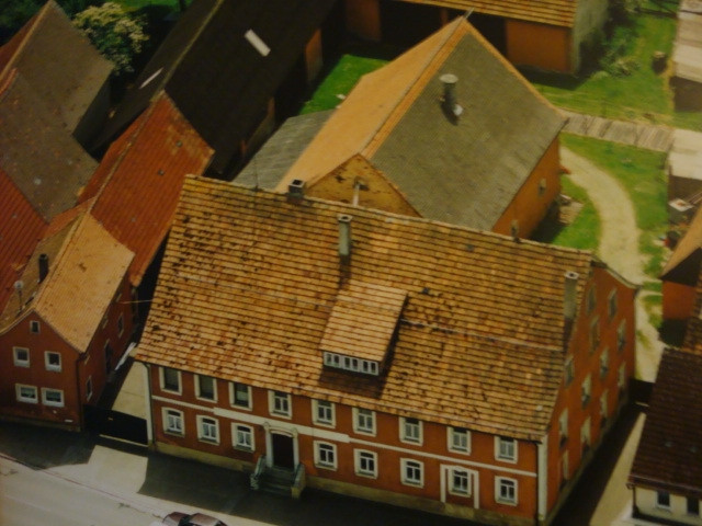 Ehemalige Gaststätte mit landw. Anwesen  zu verkaufen - Immobilien - Burk