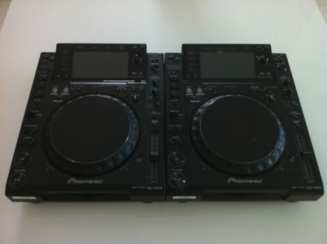 2 x Pioneer CDJ 2000 CD-Player - Tv Hifi Video Audio - Korschenbroich