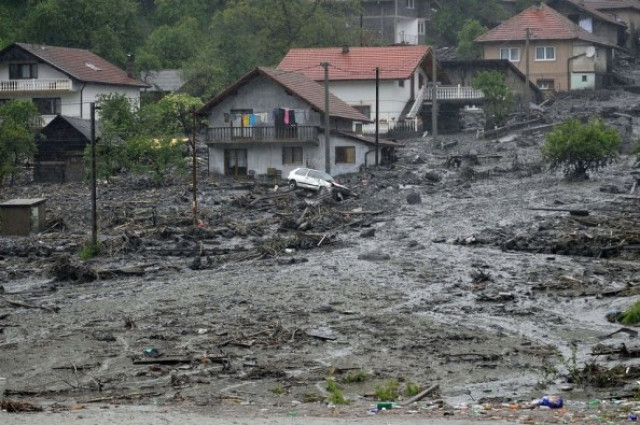 Spenden sie für Flutopfer in BOSNIEN UND HERZEGOWINA - Sonstige Anzeigen - Schliere