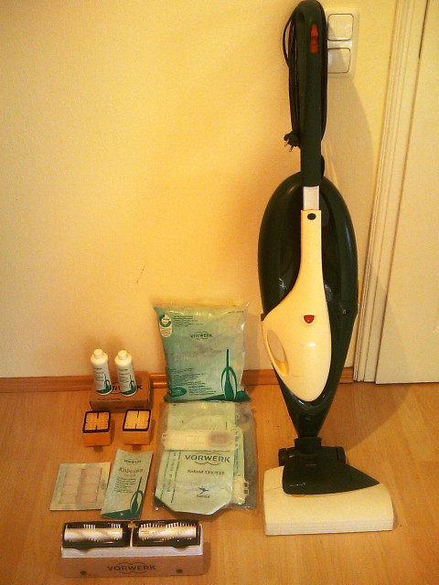 Vorwerk Kobold 135 Staubsauger mit Elektrobürste EB351 - Moebel Haushalt - Hamburg