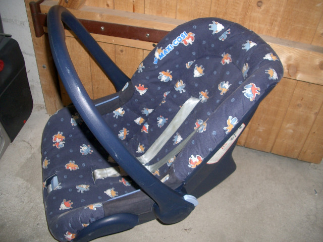 Maxi Cosi Babyschale für s Auto - Baby und Kind - Hamburg